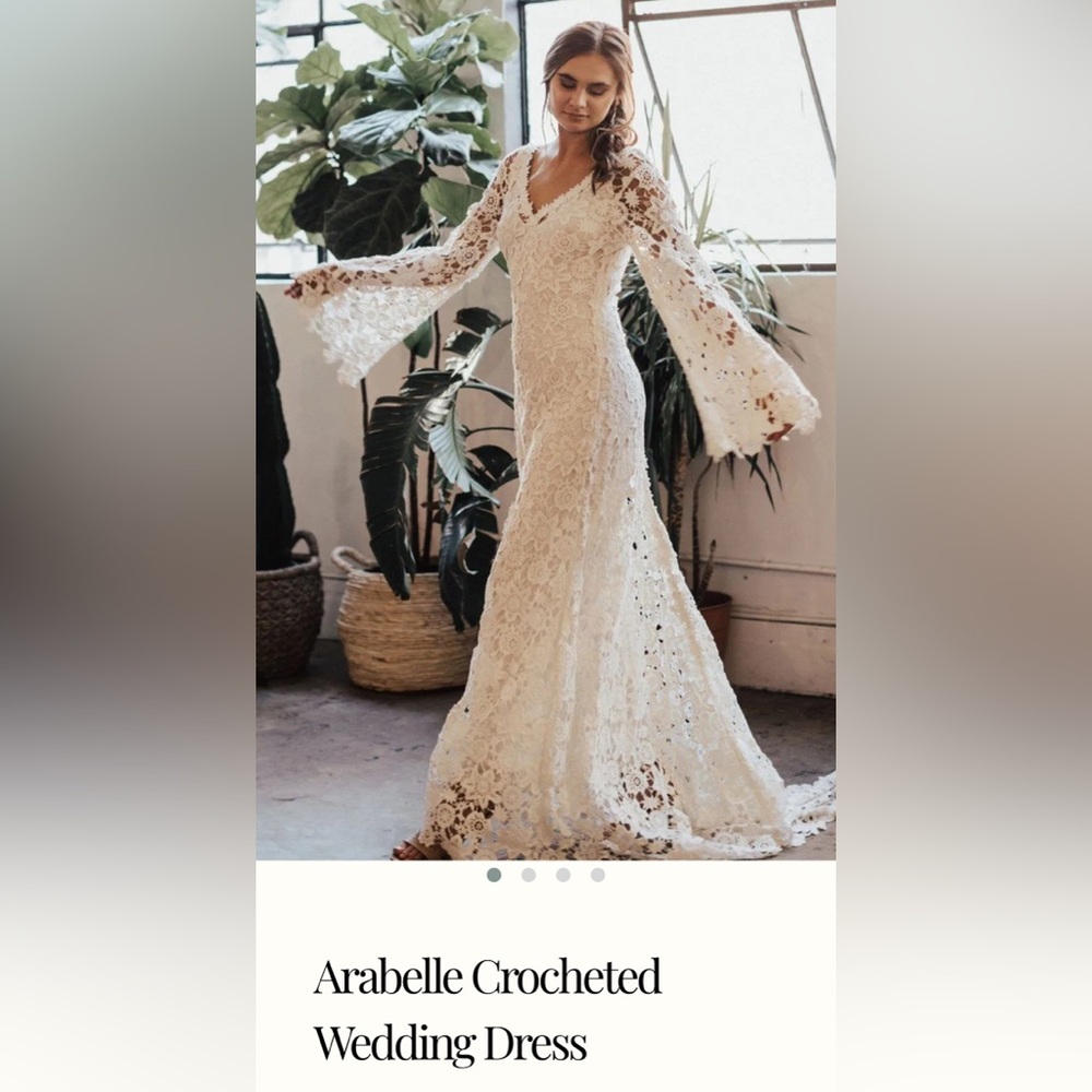 👰‍♀️Dreamers & Lovers “Arabelle” crochet lace wedding dress